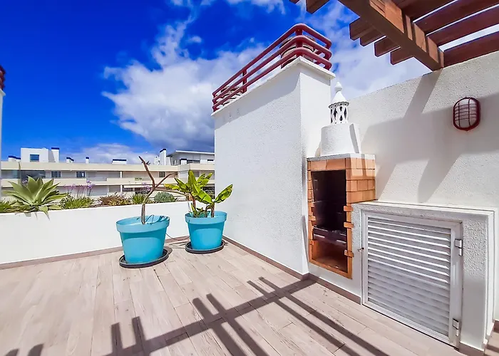 Penthouse Triplex L25 T2 By Hsr Vilamarina